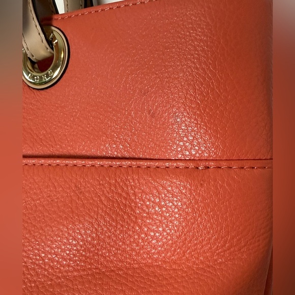 Michael Kors BEDFORD ITEM JET SET ZIP POCKET TOTE Coral & Tan - Picture 9 of 10